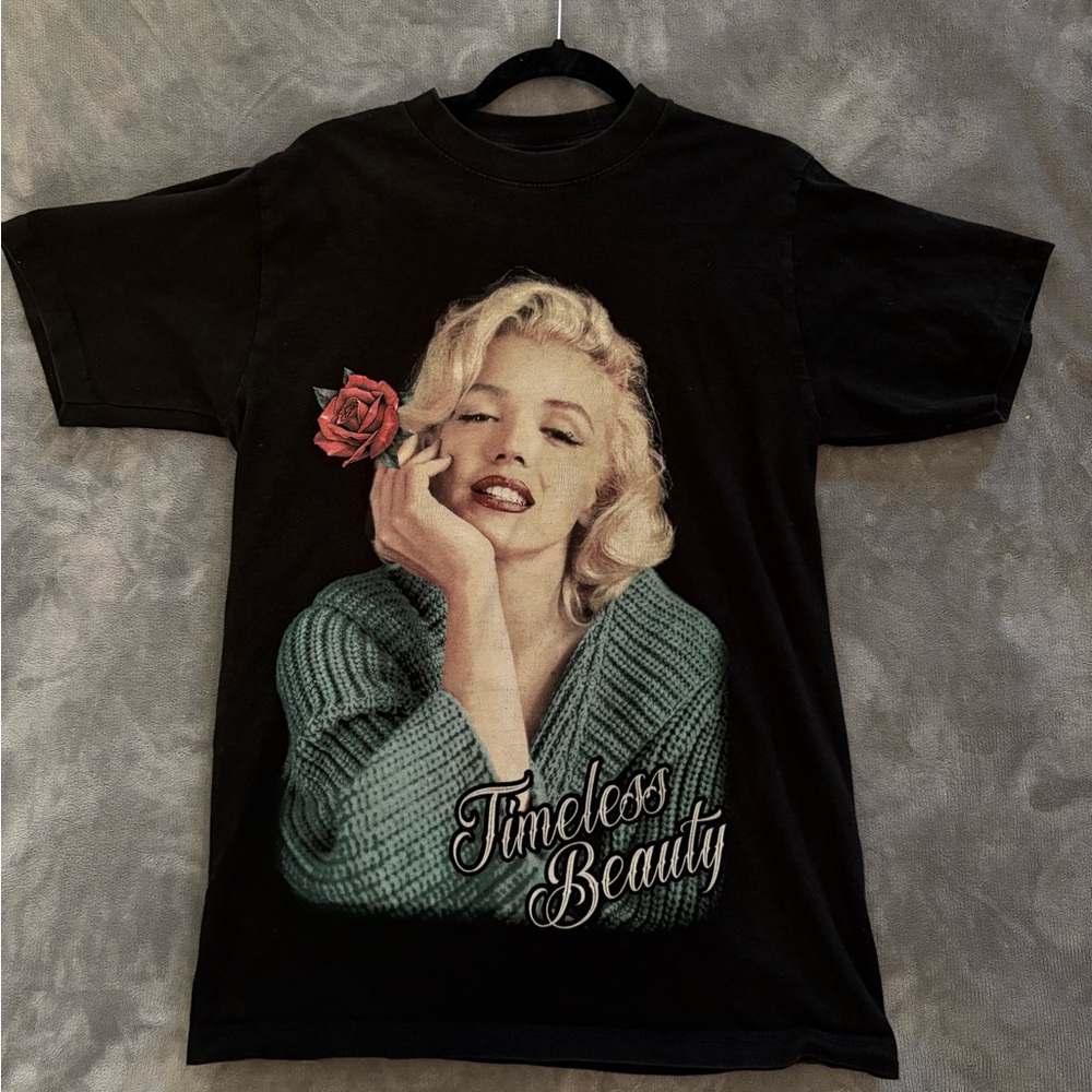 SHAKA Marilyn Monroe Timeless Beauty graphic tee
